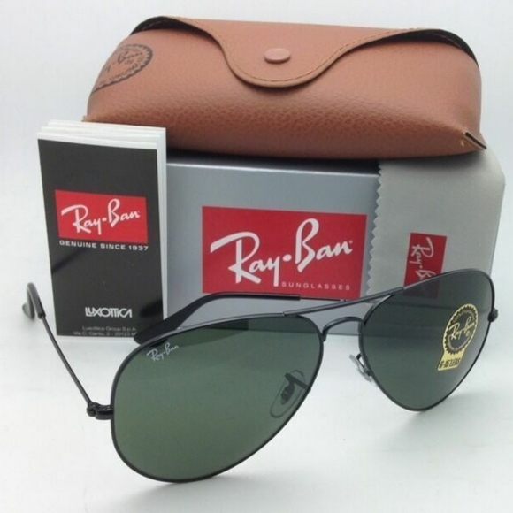 LIKE NEW RayBan Aviator RB3025 Black Ray ban Sunglasses - Picture 2 of 16
